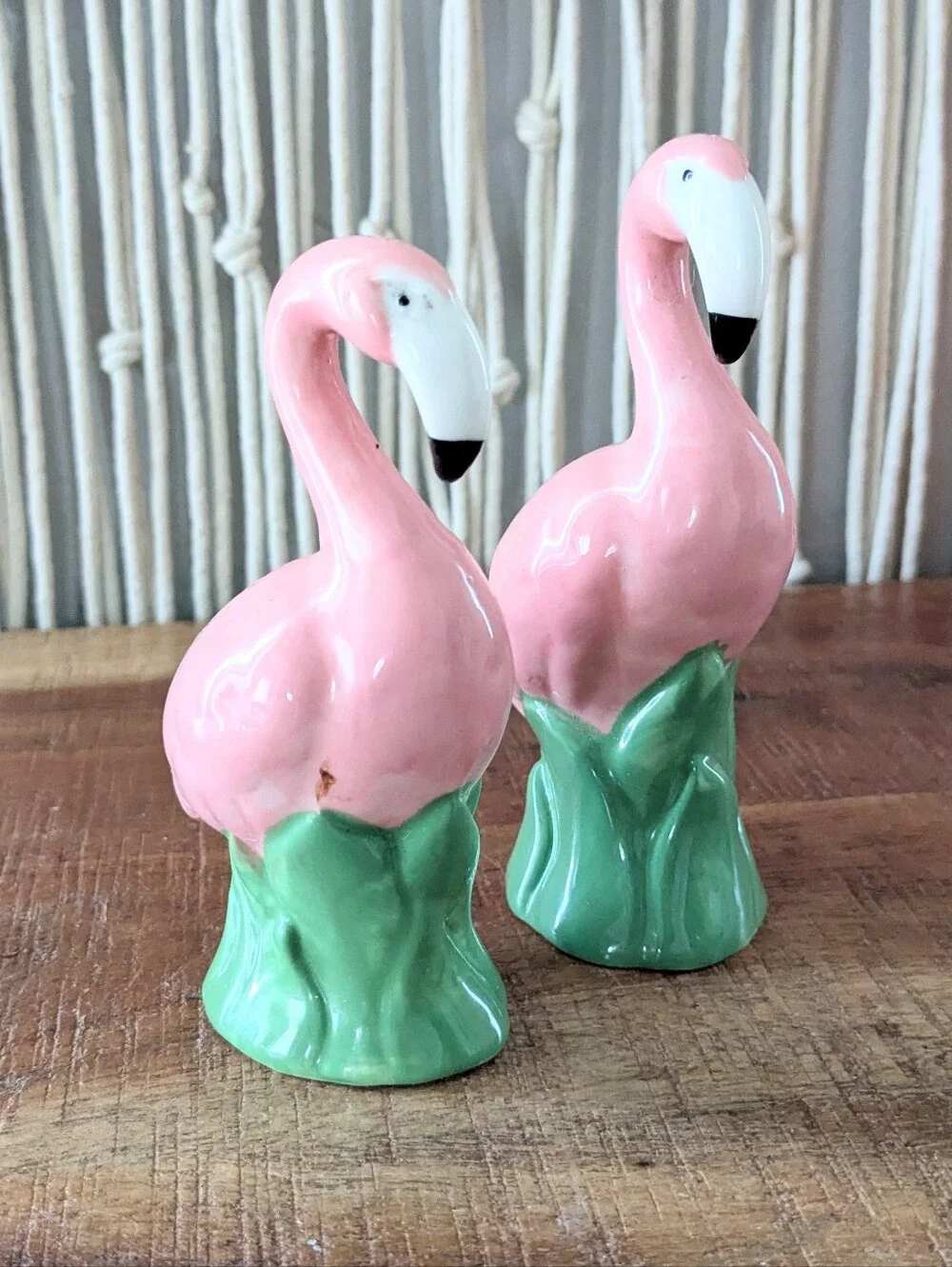Vintage Style Pink Flamingo Ceramic Salt & Pepper Shakers Set